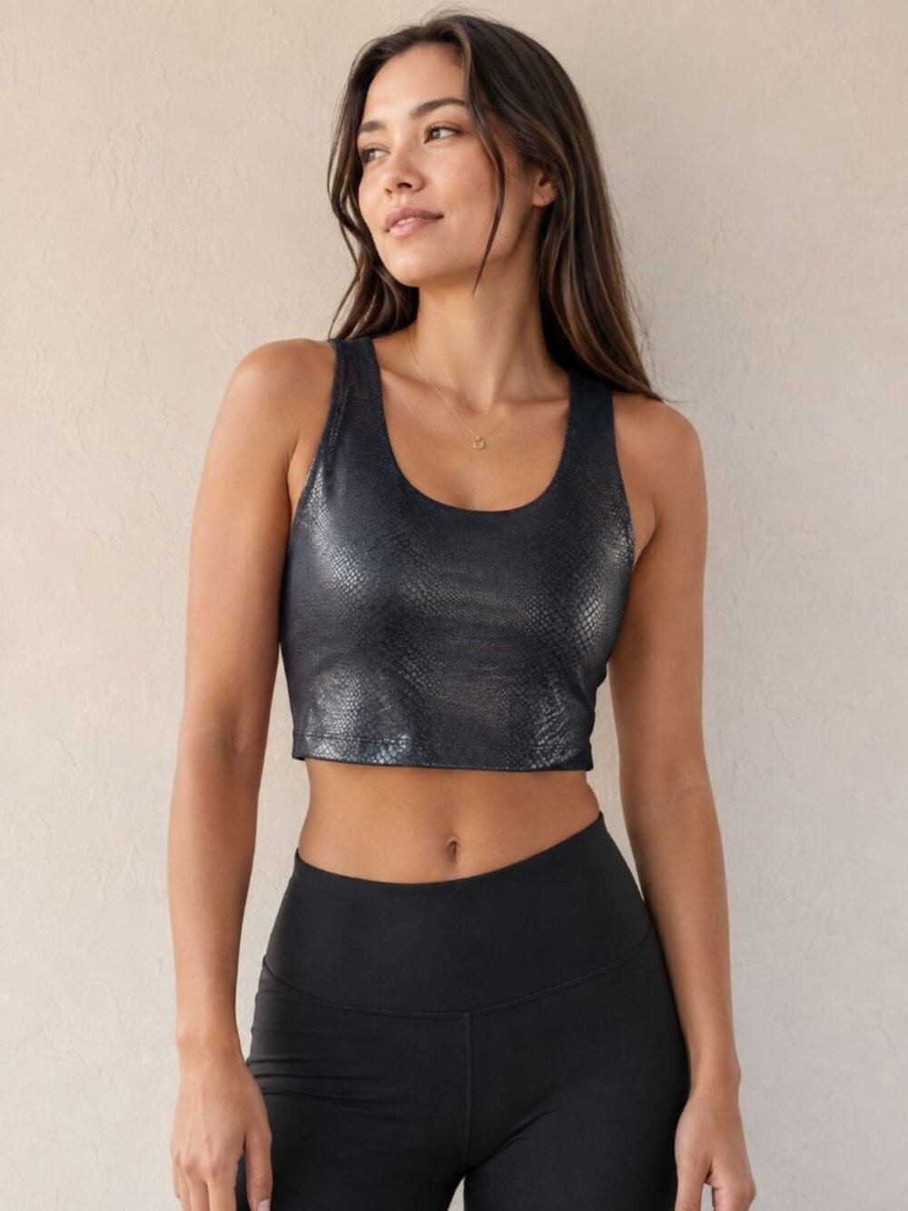 Beyond Yoga PowerShine Sport + Street Cropped Tank in Viper Black Size M Workout